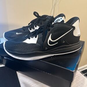 Nike Black and White Athletic Shoes